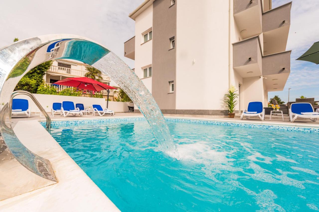 Villa Jana Luxury Apartments Novalja Exterior foto
