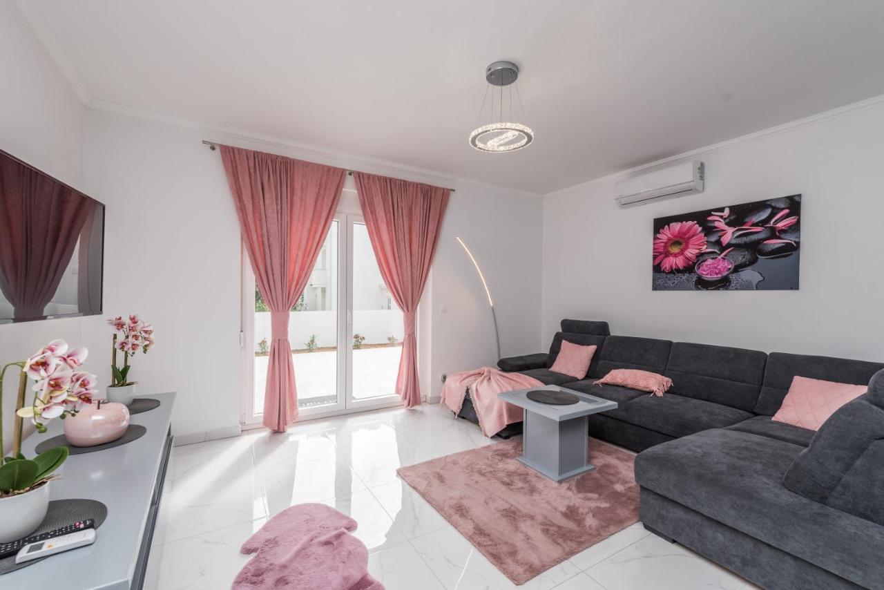 Villa Jana Luxury Apartments Novalja Exterior foto