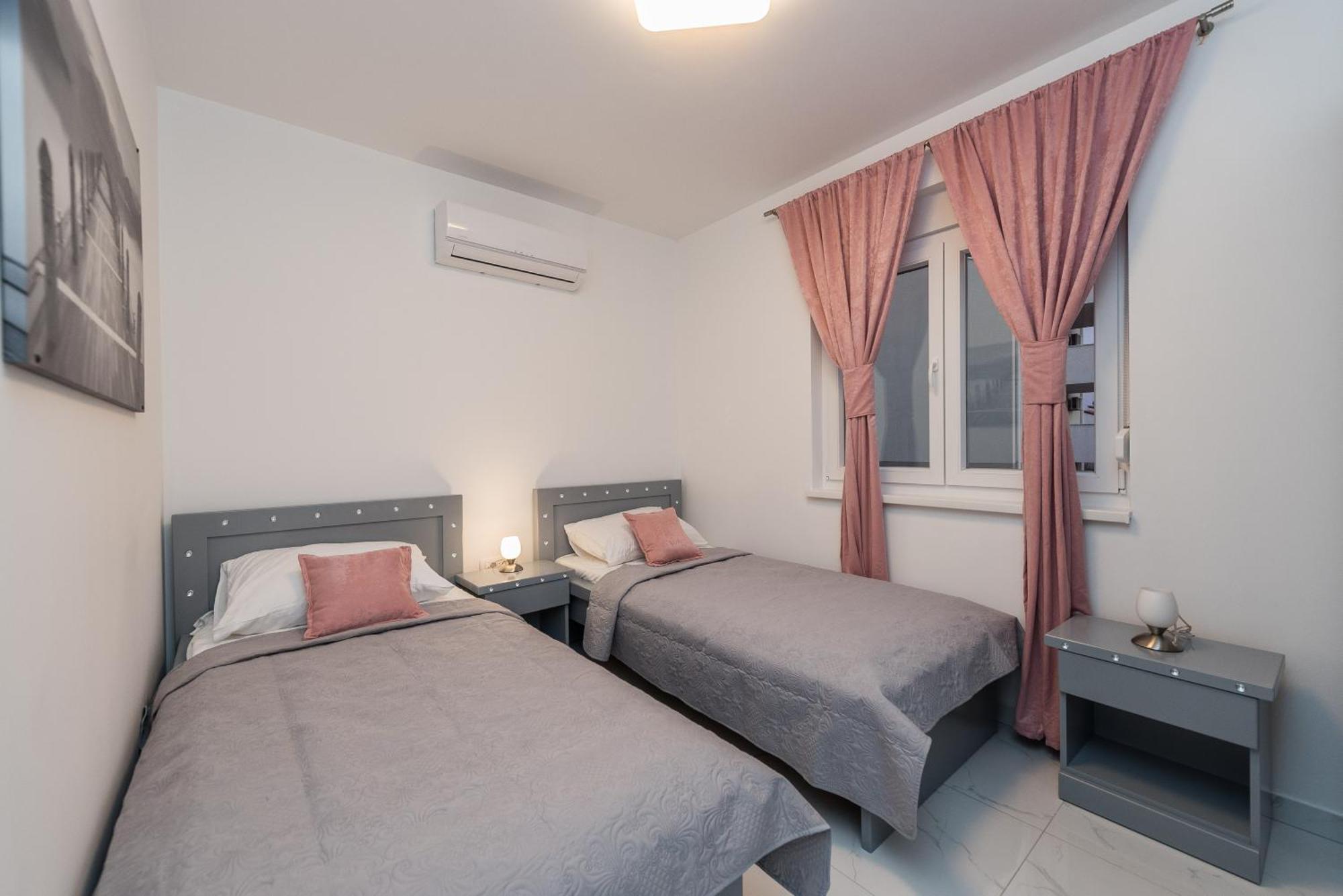 Villa Jana Luxury Apartments Novalja Quarto foto